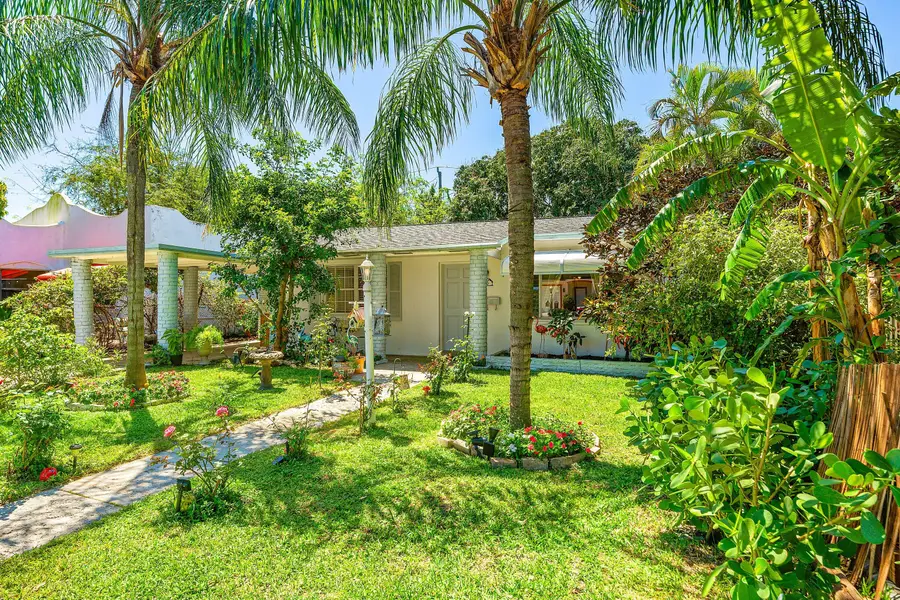 418 Kern Street, West Palm Beach, FL 33405 - #3