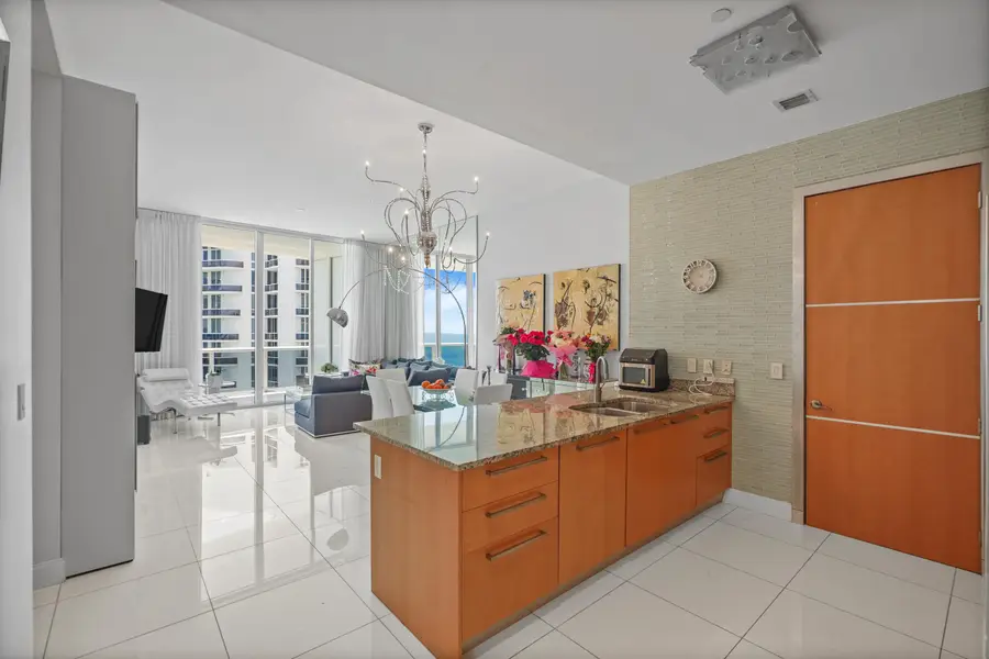 15901 Collins Avenue #3902, Sunny Isles Beach, FL 33160 - #3