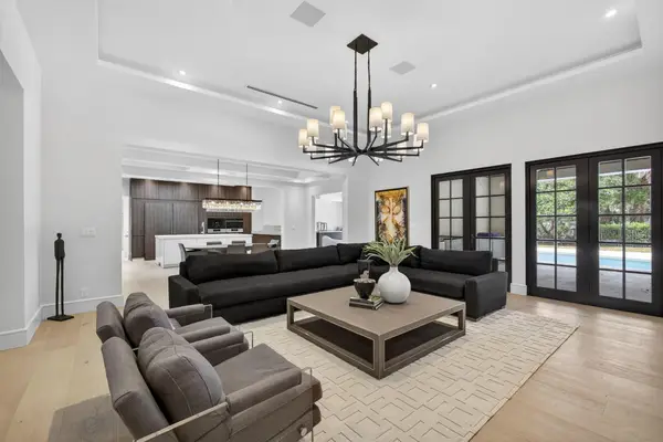 17 Carrick Road, Palm Beach Gardens, FL 33418