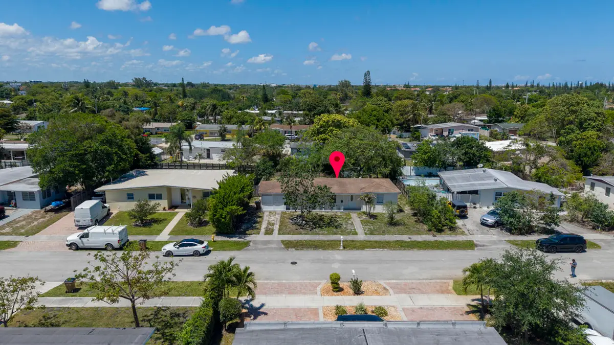 261 NE 42nd Street, Pompano Beach, FL 33064 - #1