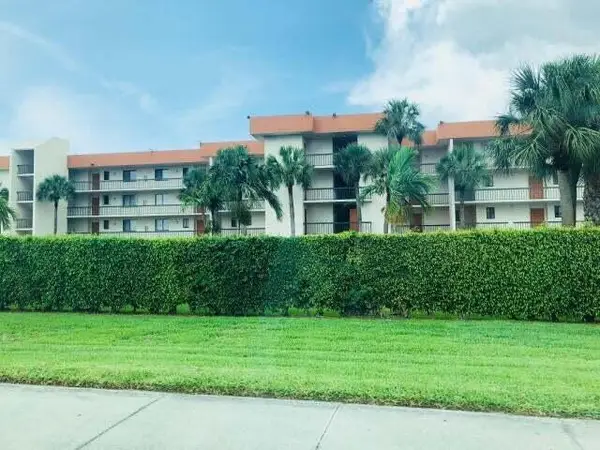 5981 Va Vermilya, Lake Worth, FL 33462