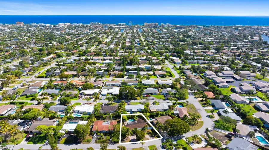 806 SE 9th Avenue, Deerfield Beach, FL 33441 - #2