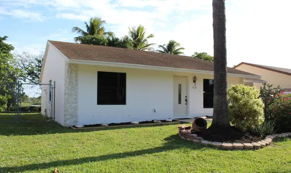 7427 Pinedale Drive, Boynton Beach, FL 33436