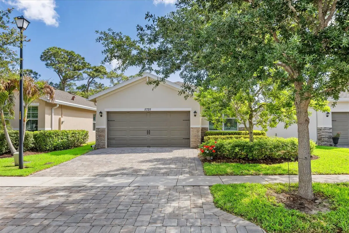 5725 SE Kawana Trail, Hobe Sound, FL 33455 - #1