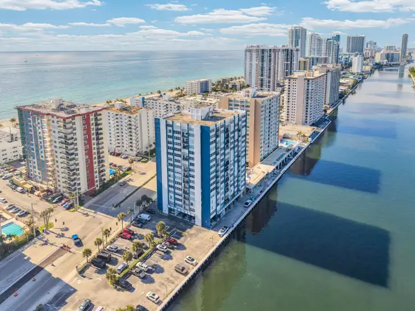 1400 S Ocean Drive #1702, Hollywood, FL 33019