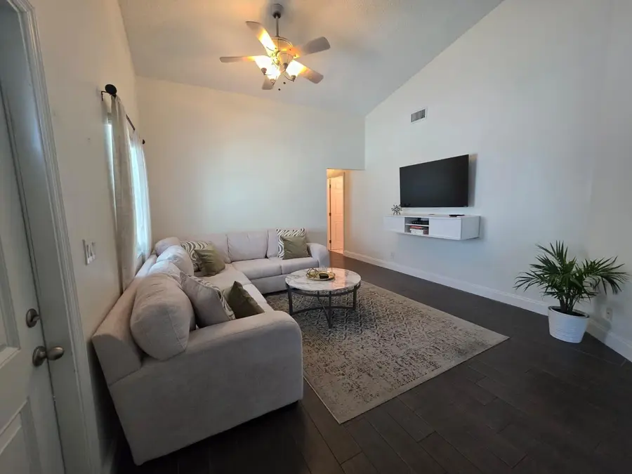 3931 Island Club Circle W, Lake Worth, FL 33462 - #3