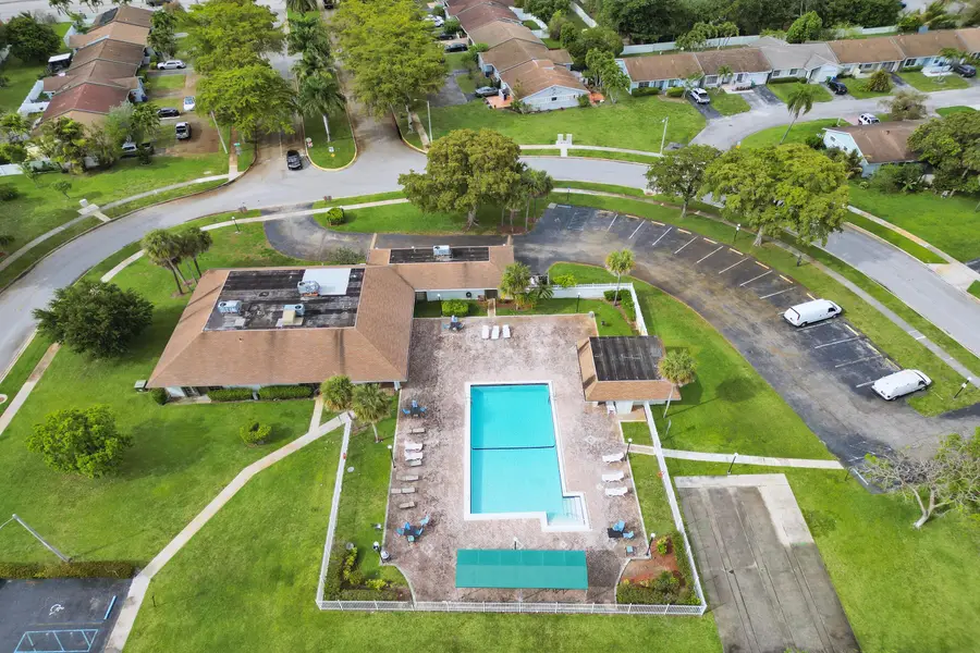5544 Lakewood Circle S, Margate, FL 33063 - #3