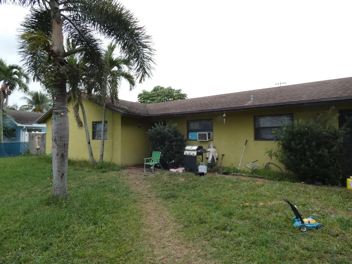 6663 Riggers Road, Lake Worth, FL 33462 - #1