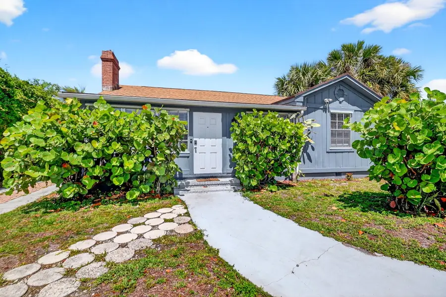 1123 Oak Street, West Palm Beach, FL 33405 - #2