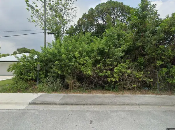6765 1st Street, Jupiter, FL 33458