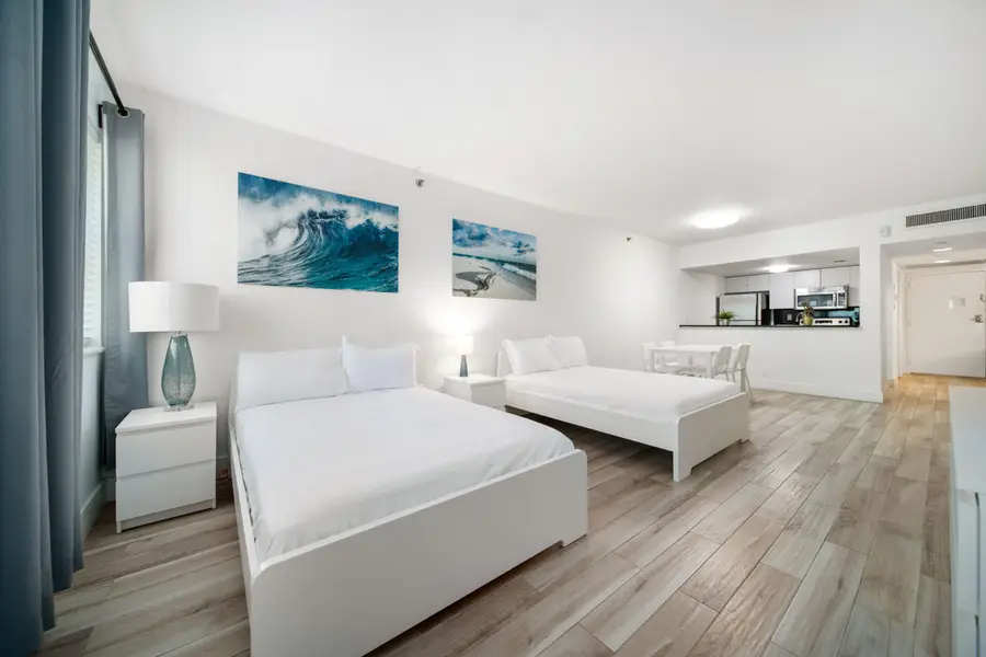 834 Ocean Drive #406, Miami Beach, FL 33139 - #3