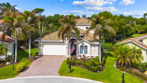 904 SW Pebble Lane, Palm City, FL 34990