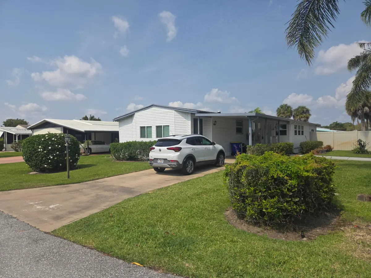 7750 SE Shenandoah Drive, Hobe Sound, FL 33455 - #1