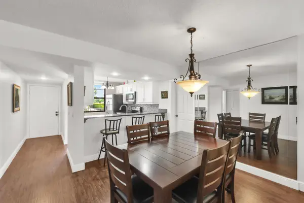 3716 Whitehall Drive #202, West Palm Beach, FL 33401
