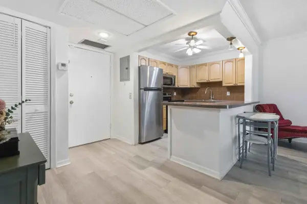 259 S Cypress Road #506, Pompano Beach, FL 33060