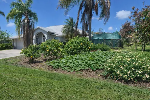 101 SW Meade Circle, Port St Lucie, FL 34953