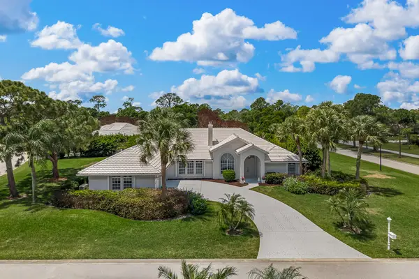 1402 SW Osprey Cove, Port St Lucie, FL 34986