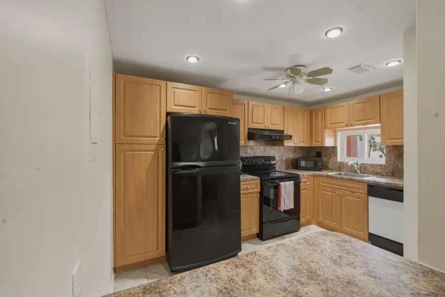 9720 S Hollybrook Lake Drive #205, Pembroke Pines, FL 33025 - #2