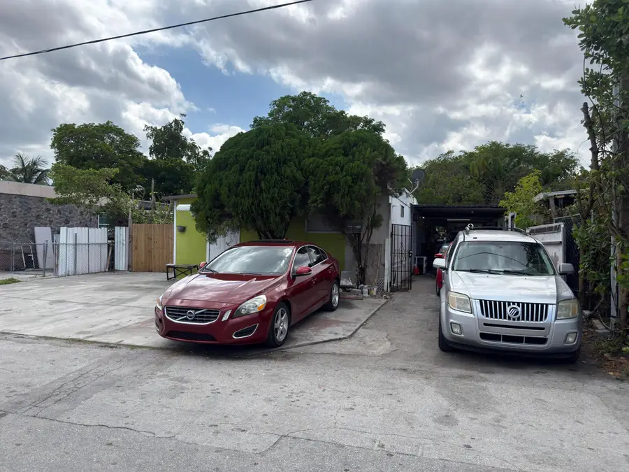 1320 SW 131st Place, Miami, FL 33184 - #2