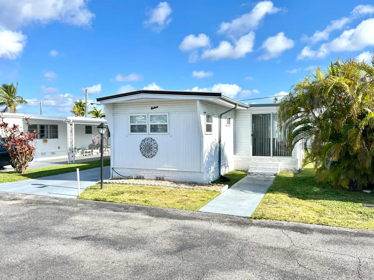 3233 State Street, Hollywood, FL 33021 - #1