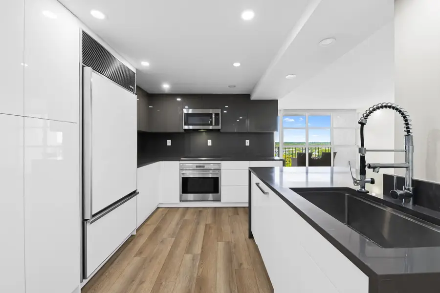 600 Parkview Drive #1029, Hallandale Beach, FL 33009 - #2