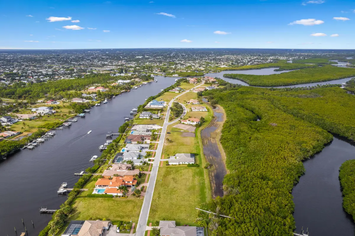 206 SE Fiore Bello Se, Port Saint Lucie, FL 34952 - #1