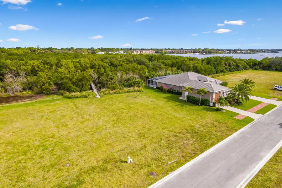 206 SE Fiore Bello Se, Port Saint Lucie, FL 34952 - #3