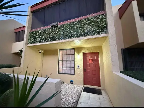 769 SE 1st Way #85, Deerfield Beach, FL 33441
