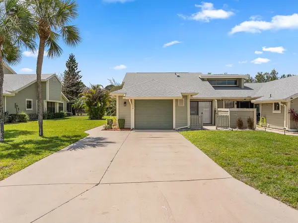 1526 SE Dewberry Court, Port St Lucie, FL 34952