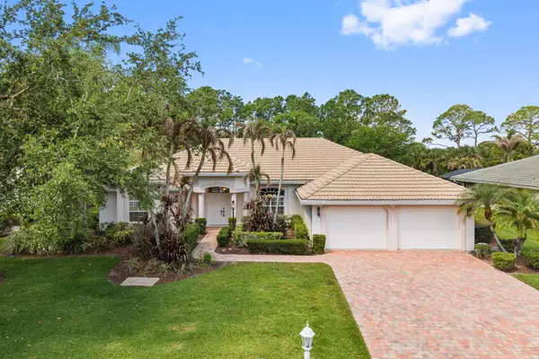 1184 SW Mirror Lake Cove, Port St Lucie, FL 34986