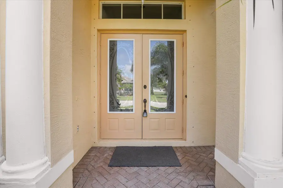 521 SW Lake Manatee Way, Port Saint Lucie, FL 34986 - #3