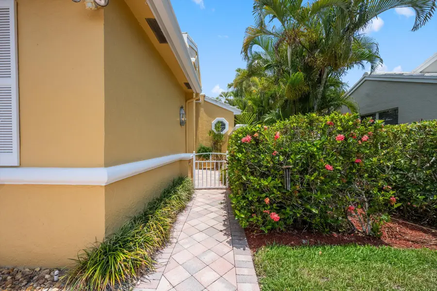 4362 Kensington Park Way, Wellington, FL 33449 - #3