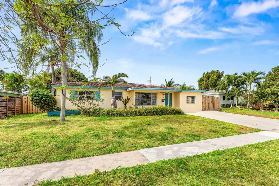 360 NE 23rd Way, Boca Raton, FL 33431 - #3