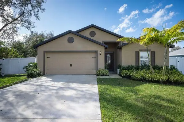 414 SW Dahled Avenue, Port St Lucie, FL 34953