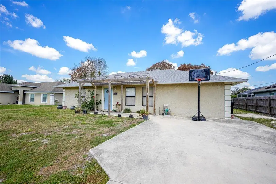 667 SE Faith Terrace, Port Saint Lucie, FL 34983 - #2