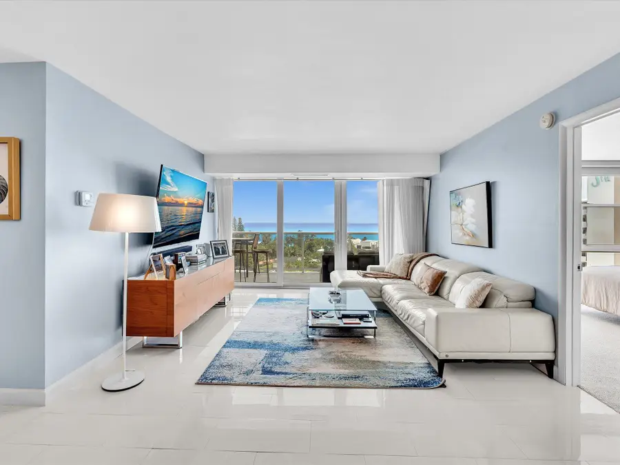 2841 N Ocean Boulevard #1102, Fort Lauderdale, FL 33308 - #2