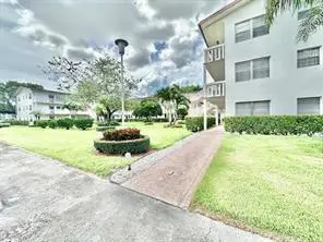 390 Fanshaw J, Boca Raton, FL 33434 - #2