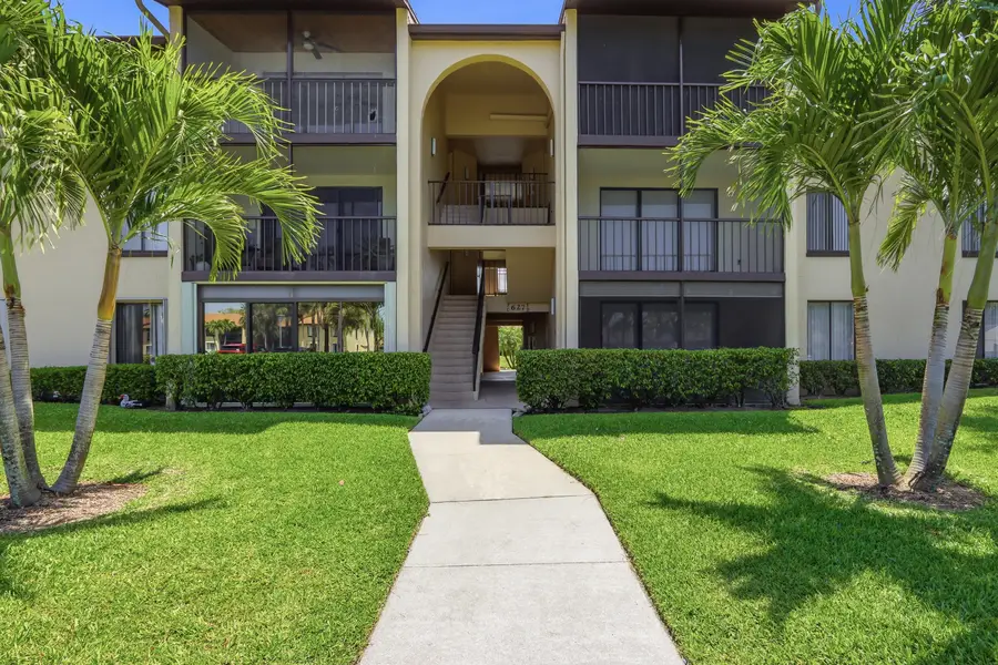 627 Sea Pine Way #D1, Greenacres, FL 33415 - #3
