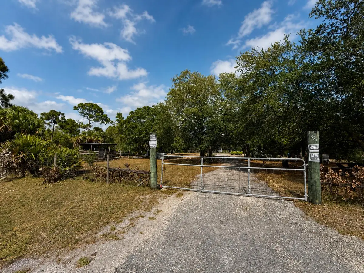 825 S Verda Street, Clewiston, FL 33440 - #1