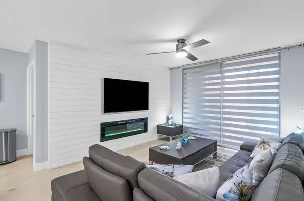 140 Yacht Club Way #107, Hypoluxo, FL 33462