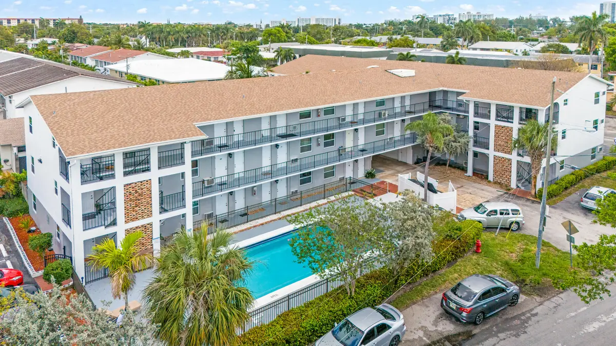 1021 NE 24th Avenue #Apt 12, Pompano Beach, FL 33062 - #1