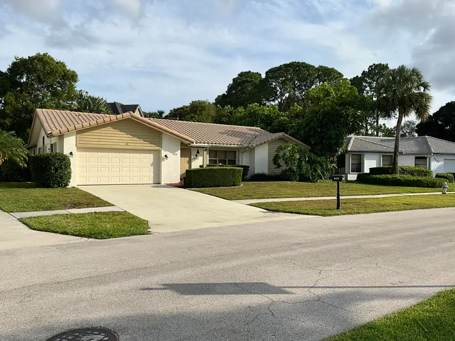 6114 Woodbury Road, Boca Raton, FL 33433 - #2