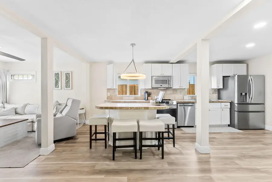 829 NE 17th Street, Fort Lauderdale, FL 33305 - #3