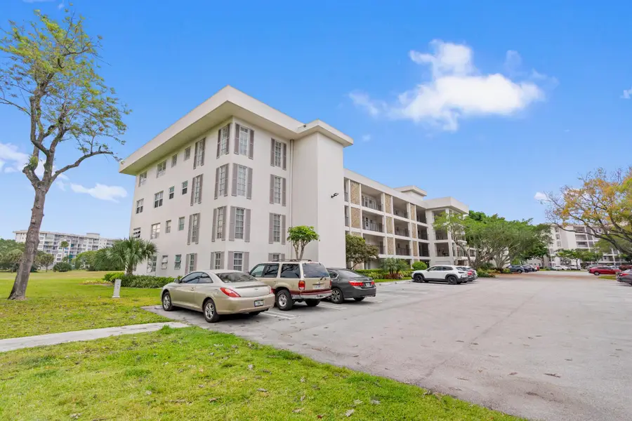 2900 N Palm Aire Drive #106, Pompano Beach, FL 33069 - #3