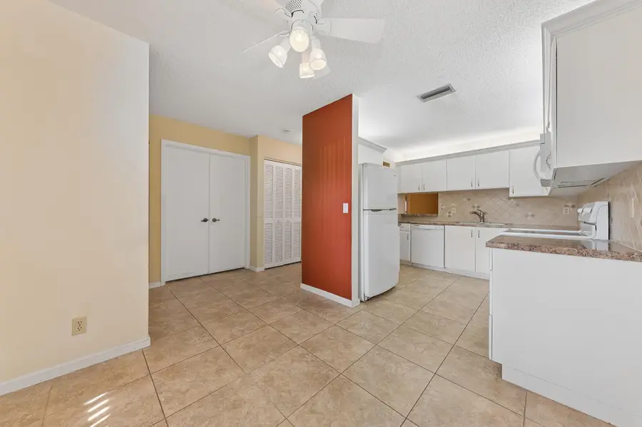 10197 Kinswood Road, Boynton Beach, FL 33437 - #2
