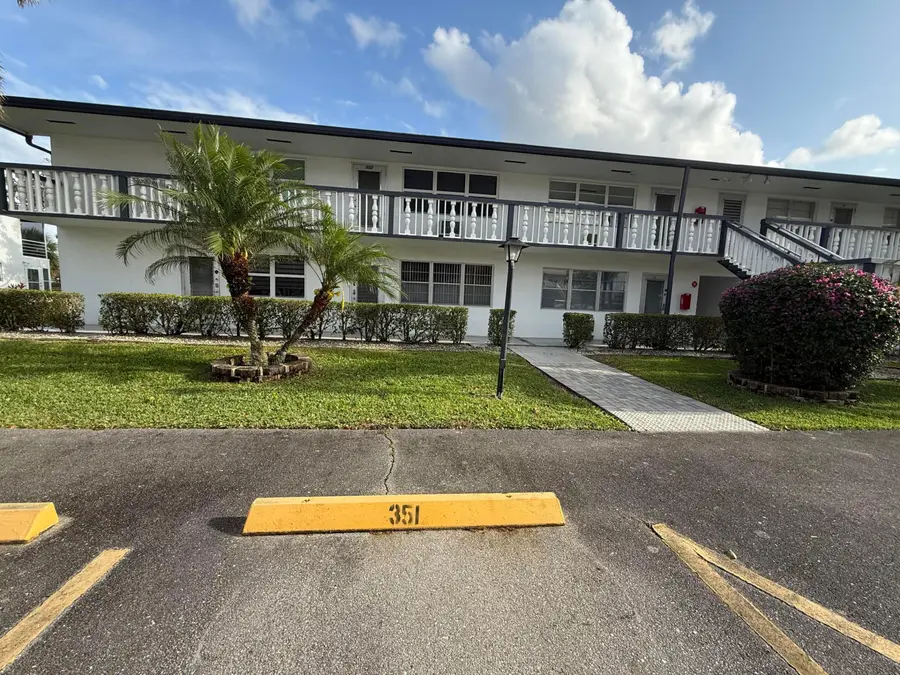 343 Chatham, West Palm Beach, FL 33417 - #2