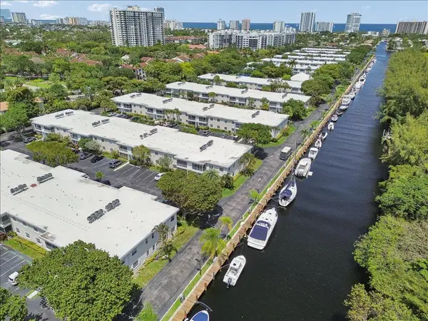 6379 Bay Club Drive #2, Fort Lauderdale, FL 33308