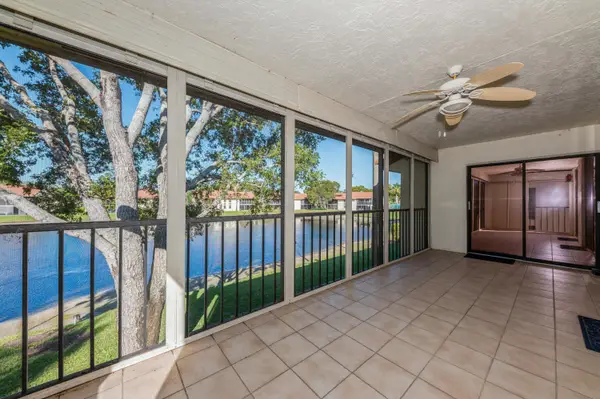 10439 S Circle Lake Drive #201, Boynton Beach, FL 33437