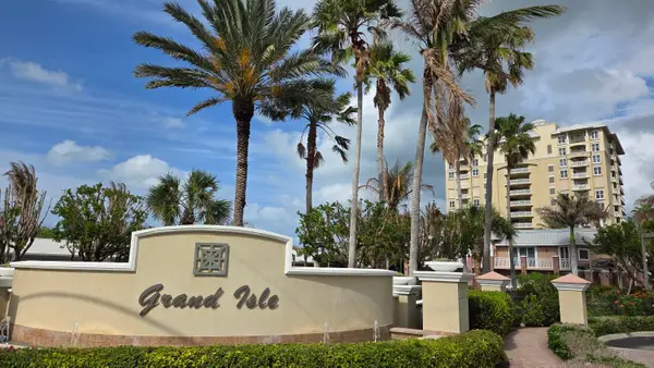 3702 N Hwy A1a #801, Hutchinson Island, FL 34949