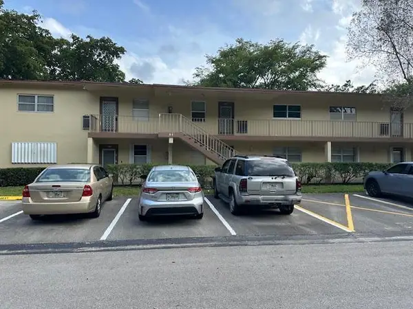 7680 NW 1st Street #102, Margate, FL 33063